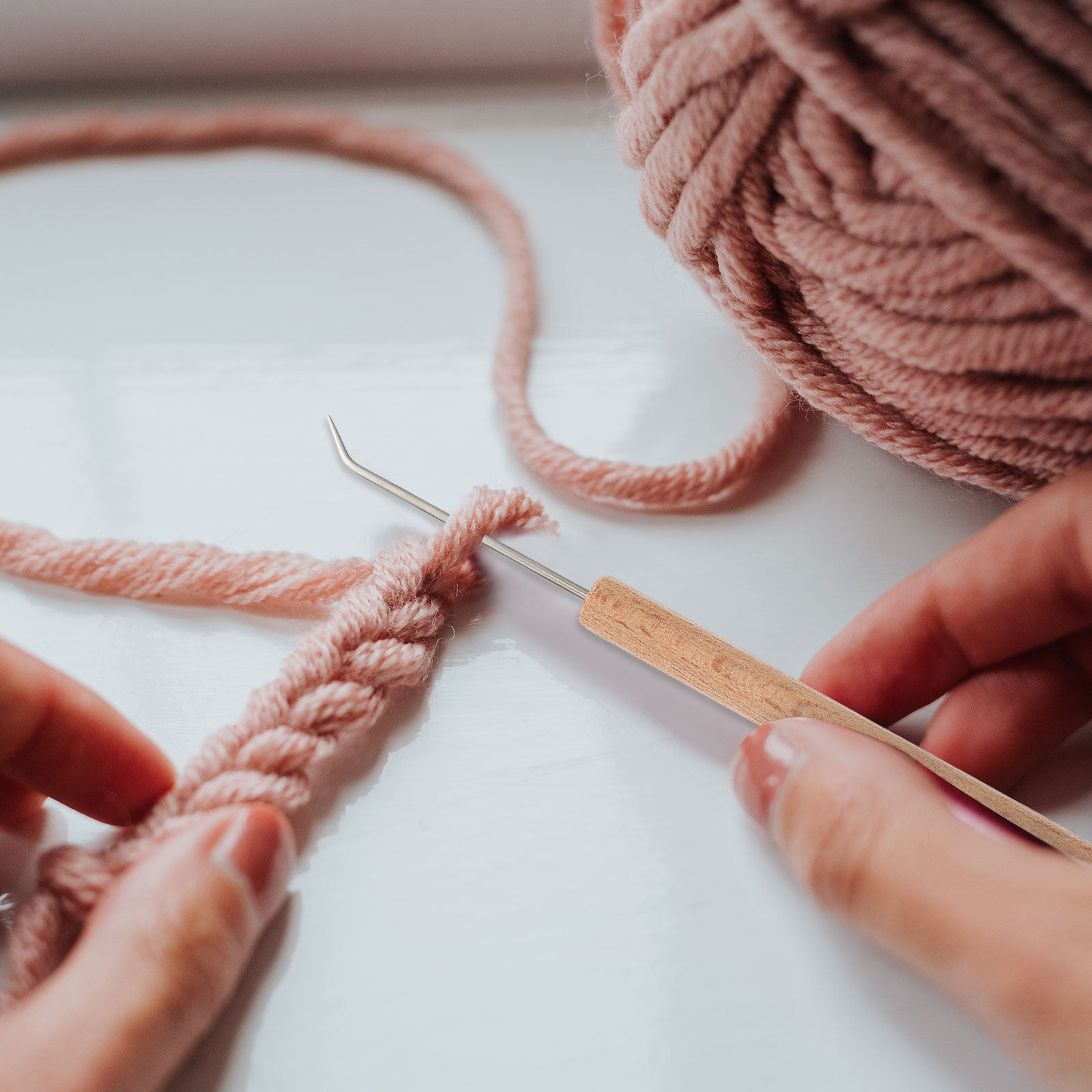 Wooden Crochet Hooks Ergonomic Handle - 1 Stück ergonomischer Häkelnadel mit Holzgriff