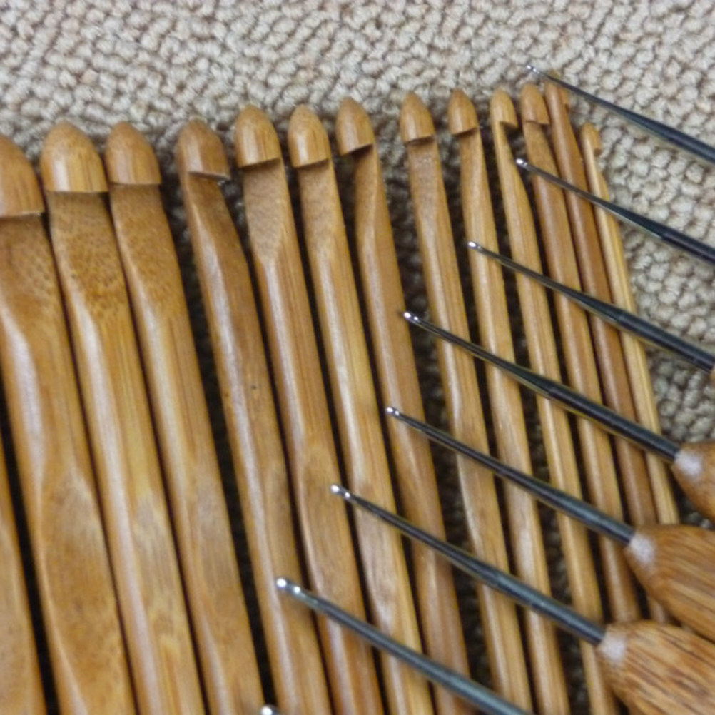 Wooden Crochet Hooks Ergonomic Handle - 12-teiliges Holz-Stricknadel-Set, hochwertige Holz-Häkelnadeln, ergonomischer Griff,
