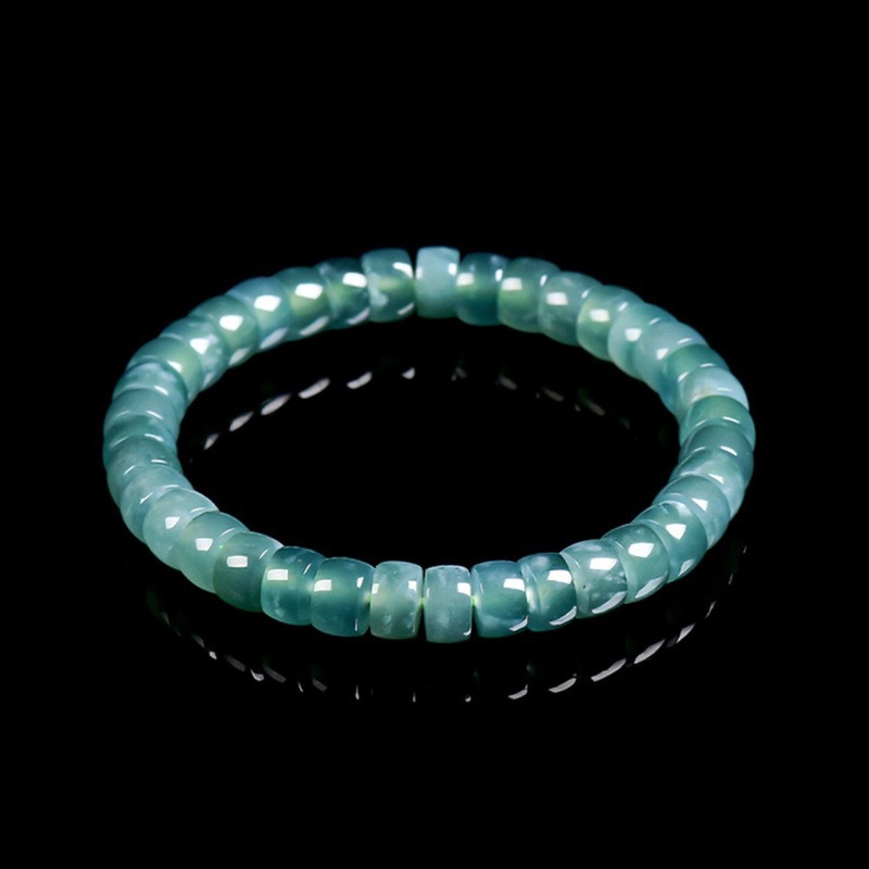 Natürlicher Jadeit der Klasse  – Beading Bewertung und Preis